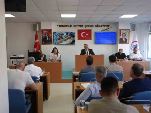 Başkan Yardımcısı G&uuml;nden&rsquo;den SGK&rsquo;ya devir a&ccedil;ıklaması
