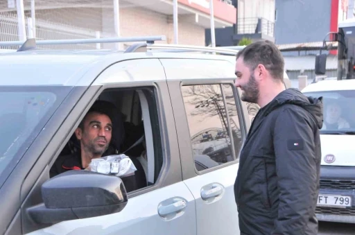 Başkan Yenilmez: &quot;29 günde 15 bin’den fazla kişiye ulaştık&quot;
