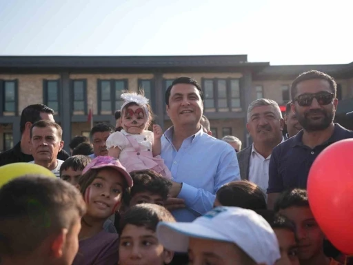 Başkan Yılmaz’a Kuzeyşehir’de sevgi seli
