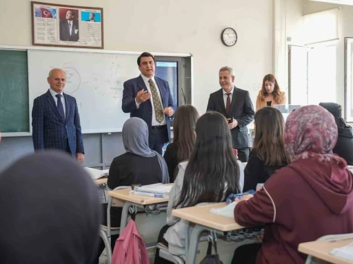 Başkan Yılmaz&rsquo;dan sessizlik &ccedil;ağrısı
