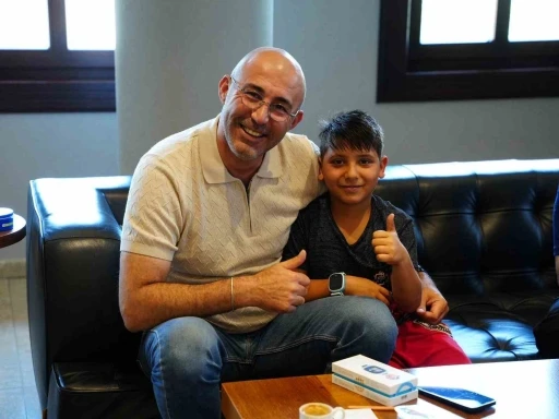 Başkan Zencirci&rsquo;den minik &Ccedil;ınar&rsquo;a anlamlı destek
