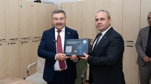 Başkanı Odabaşı, Öğretmenler Günü’nde eğitim camiasıyla buluştu
