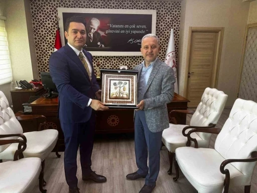 Başsavcı Emre&rsquo;den Dr. Yılmaz&rsquo;a veda ziyareti
