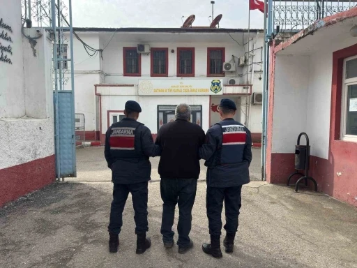 Batman&rsquo;da 16 yıl hapis cezası bulunan şahıs depoda yakalandı
