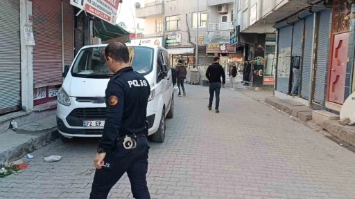 Batman&rsquo;da bı&ccedil;aklı kavga: 3 yaralı
