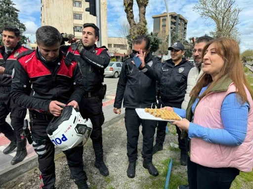 Batman polisine tatlı s&uuml;rpriz
