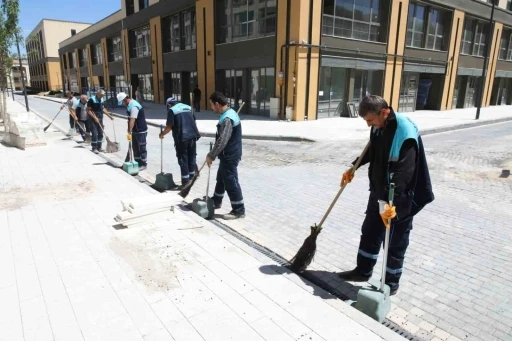 Battalgazi Belediyesi&rsquo;nden Akpınar &Ccedil;arşısı&rsquo;nda temizlik &ccedil;alışması
