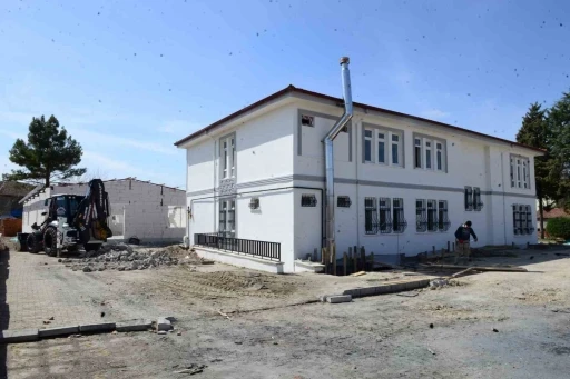 Battalgazi Belediyesi’nden mahallelere kalıcı taziye evleri
