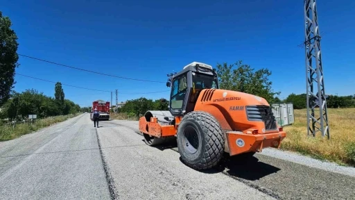 Battalgazi&rsquo;de asfalt &ccedil;alışmaları s&uuml;r&uuml;yor
