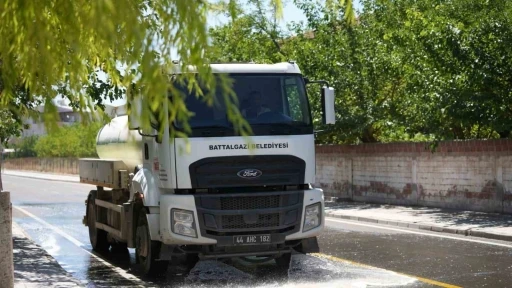 Battalgazi&rsquo;de temizlik ve pazar denetimleri s&uuml;r&uuml;yor
