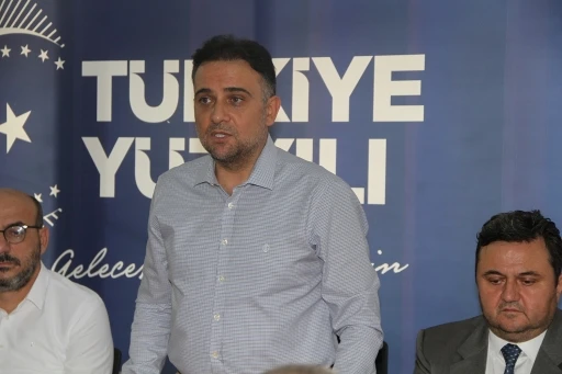 Baybatur: &quot;Belediyeleri yönetemeyen memleketi yönetemez&quot;
