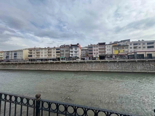 Bayburt Kent Konseyi’nden tabela kirliliğine ‘Kent Estetiği’ önerisi
