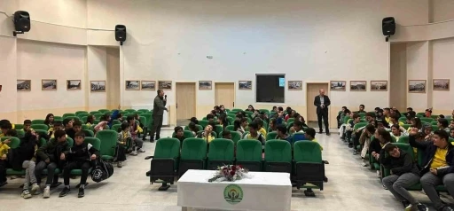 Bayburt&rsquo;ta 587 &ouml;ğrenciye doğa eğitimi verildi
