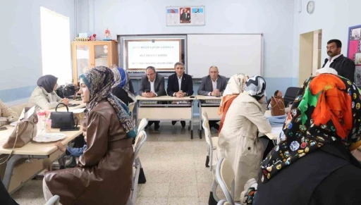 Bayburt’ta ’Aile Okulu’ kurslarına ilgi

