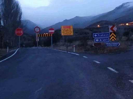 Bayburt’ta bazı köy yolları ve geçitler yoğun kar nedeniyle ulaşıma kapatıldı
