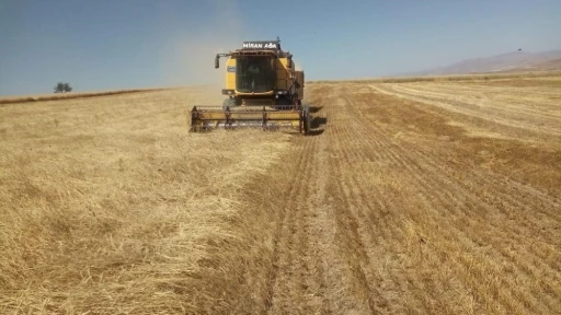 Bayburt&rsquo;ta besici ve yetiştiricilere yemlik arpa satışı yapılacak
