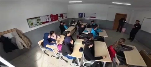 Bayburt&rsquo;ta Deprem Haftası kapsamında tatbikat ve eğitimler d&uuml;zenlendi
