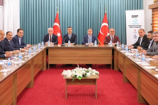 Bayburt&rsquo;ta eğitim &ccedil;alışmaları EDEP toplantısında değerlendirildi
