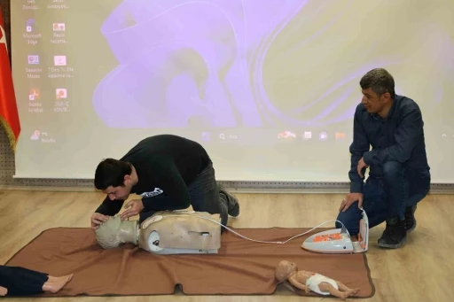 Bayburt&rsquo;ta emniyet personeline ilk yardım eğitimi verildi

