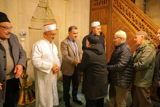 Bayburt&rsquo;ta g&ouml;n&uuml;ller Regaip Kandilinde birleşti
