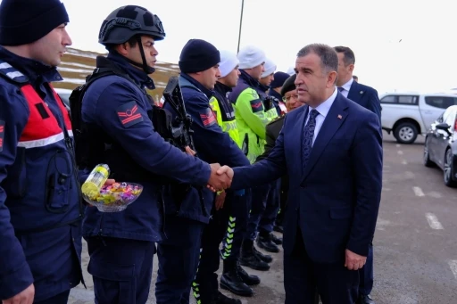 Bayburt&rsquo;ta g&ouml;rev başındaki g&uuml;venlik g&uuml;&ccedil;lerinin bayramı kutlandı
