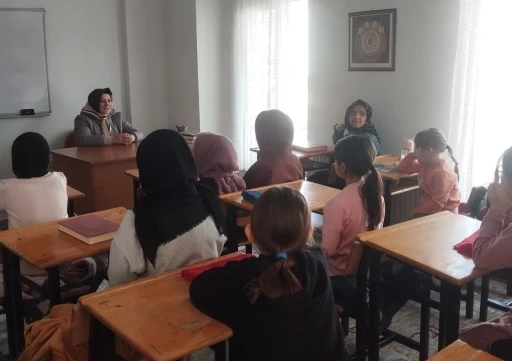 Bayburt&rsquo;ta ilkokul &ouml;ğrencilerine ramazan ayının &ouml;nemi anlatıldı
