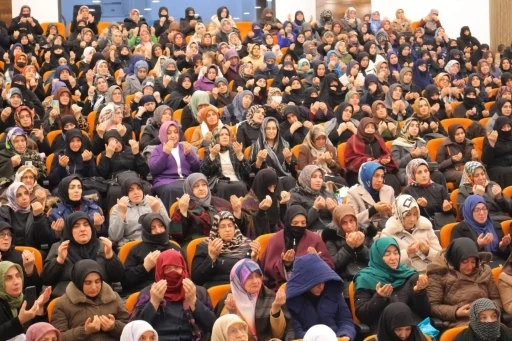 Bayburt&rsquo;ta kadınlara y&ouml;nelik Kadir Gecesi programı d&uuml;zenlendi
