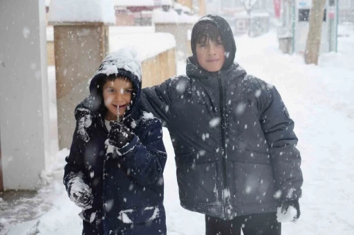 Bayburt&rsquo;ta kar tatili 1 g&uuml;n daha uzatıldı
