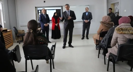 Bayburt&rsquo;ta &rsquo;Maarif Modeli Aile Konferansı&rsquo; d&uuml;zenlendi
