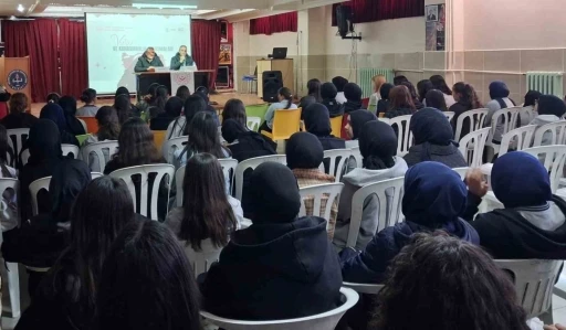 Bayburt&rsquo;ta &ouml;ğrencilere Şehit Serkan Saka&rsquo;nın vatan sevgisi anlatıldı
