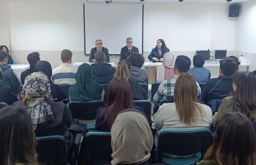 Bayburt&rsquo;ta &ouml;zel eğitim &ccedil;alışmaları toplantıda değerlendirildi

