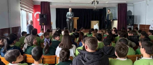 Bayburt&rsquo;ta sıfır atık eğitimleri devam ediyor
