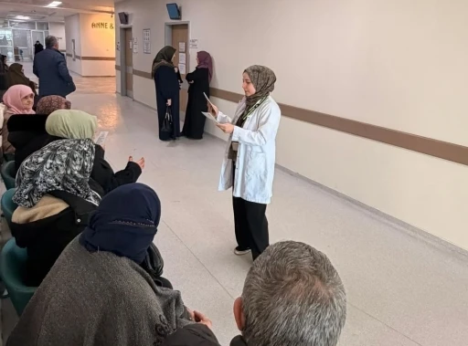 Bayburt&rsquo;ta vatandaşlar b&ouml;brek sağlığı ve yaşlı bakımı konularında bilgilendirildi
