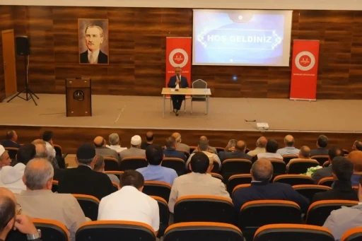Bayburt&rsquo;ta yaz Kur&rsquo;an kursları semineri d&uuml;zenlendi
