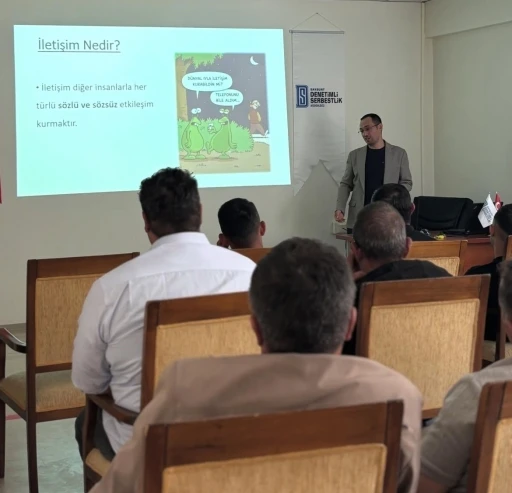 Bayburt&rsquo;ta y&uuml;k&uuml;ml&uuml;lere empati semineri
