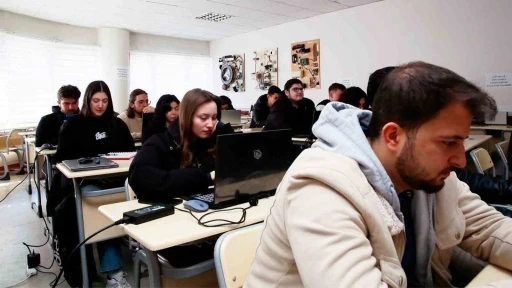Bayburt &Uuml;niversitesi&rsquo;nde "T&uuml;rkiye Siber Vatan Programı" eğitimi başladı
