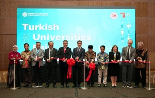 Bayburt &Uuml;niversitesi&rsquo;nin uluslararasılaşma vizyonu Endonezya&rsquo;da g&uuml;&ccedil;lendi

