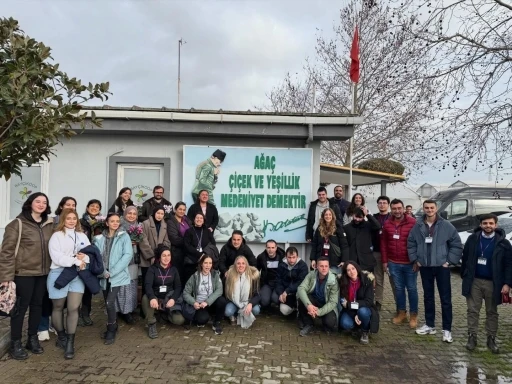 Bayındır &ccedil;i&ccedil;ek&ccedil;iliğine Avrupa&rsquo;dan b&uuml;y&uuml;k ilgi
