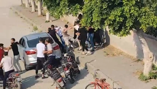 Bayram günü meydan savaşı gibi kavga kamerada
