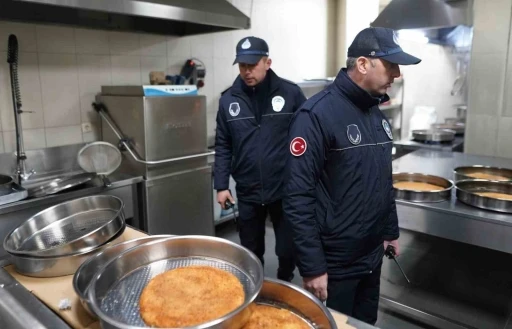Bayram &ouml;ncesi Melikgazi Zabıtası&rsquo;ndan sıkı denetim
