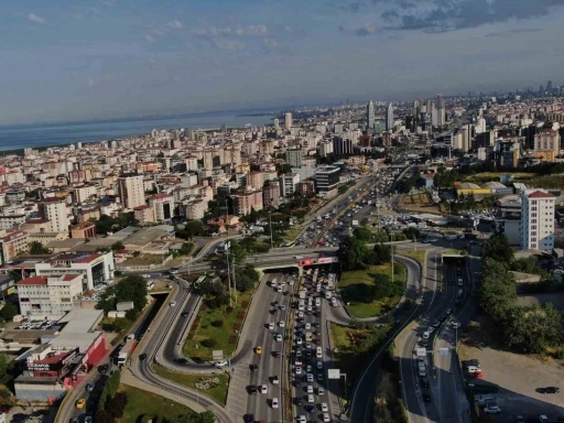 Bayram tatili sona erdi: D-100&rsquo;de yoğunluk oluştu
