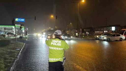Bayram yoğunluğuna polis m&uuml;dahalesi

