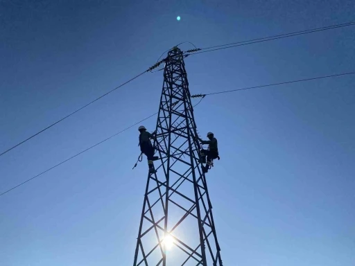 Bayramda 2,5 milyon aboneye kesintisiz enerji i&ccedil;in &ouml;nlemler alındı

