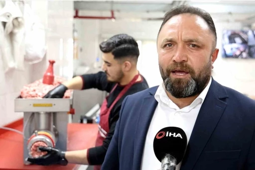 Bayramda sokakta et &ccedil;ekenlere ceza kesilecek
