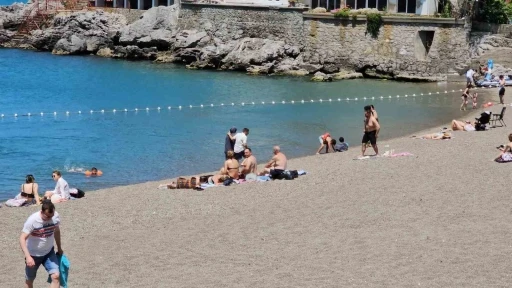 Bayramın tadını denizde çıkardılar
