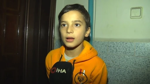 Bayrampaşa&rsquo;da ambulansın ge&ccedil;mesi i&ccedil;in trafiği durduran 10 yaşındaki Ahmet Hacı İbrahim:
