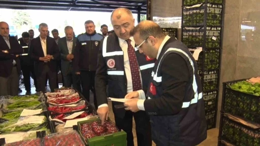 Bayrampaşa Sebze ve Meyve Hali&rsquo;nde fahiş fiyat ve &uuml;r&uuml;n denetimi
