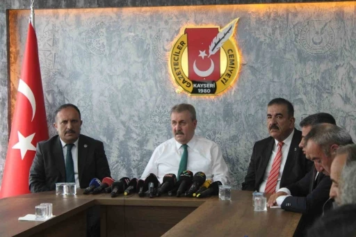 BBP Genel Başkanı Destici: &quot;(ABD’nin ek vergi kararı) Türkiye hemen buna mukabil aynı şekilde karşılık vermelidir&quot;
