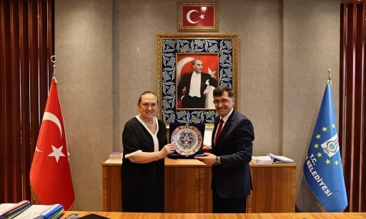 Belediye Başkanı Kahveci, Başkonsolos Novoberdaliu’yu ağırladı
