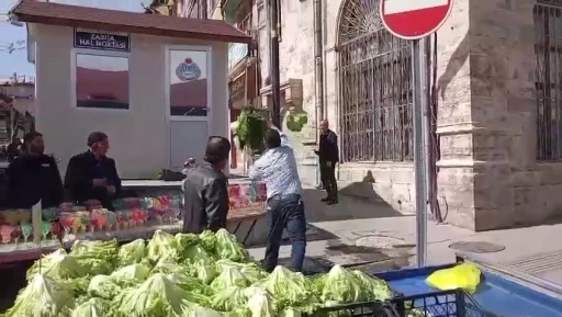 Belediyeyi protesto eden seyyar satıcının dükkanı olduğu ortaya çıktı
